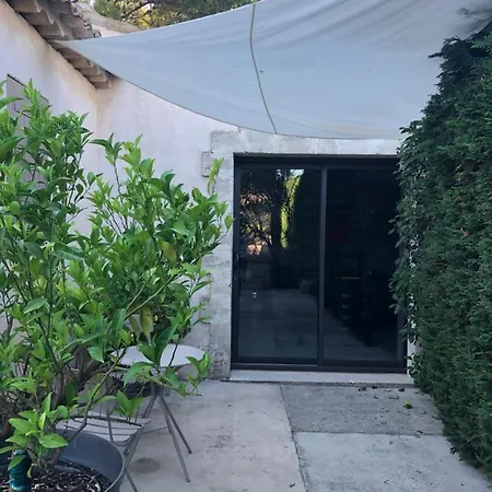 Les Alpilles Apartman Eygalières